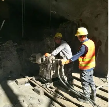 化隆水下抗分散灌浆料特点 水下不分散注浆料介绍